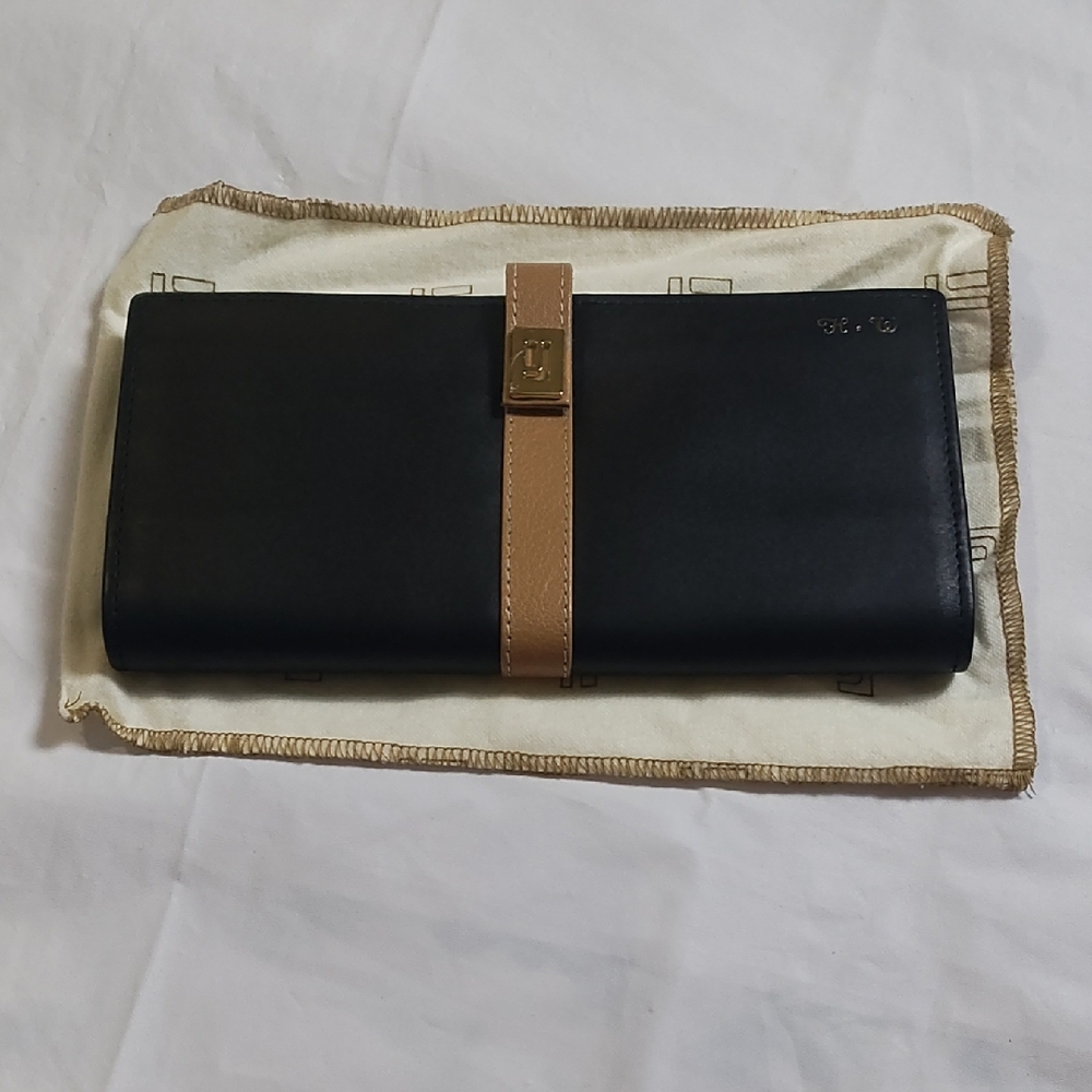 Jafferjees Classic Black and‎ Tan Card Wallet with Minimalist Design